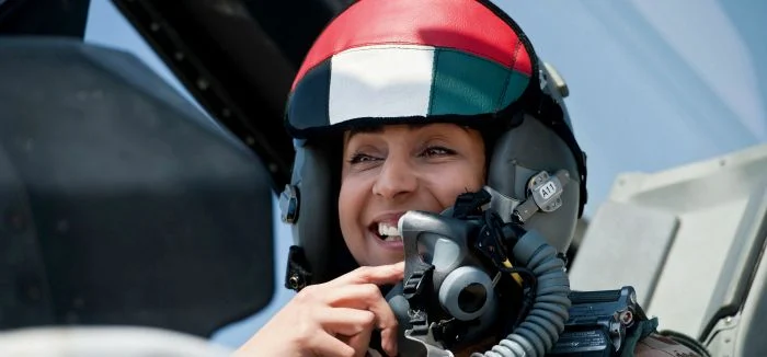 Mariam Al Mansouri-prva pilotkinja u borbi protiv terorista ISIL-a