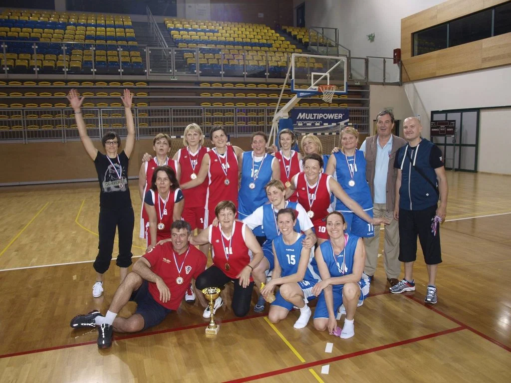 Ženska košarka marginalizirana, igračice snimile kalendar da otputuju na Svjetsko prvenstvo