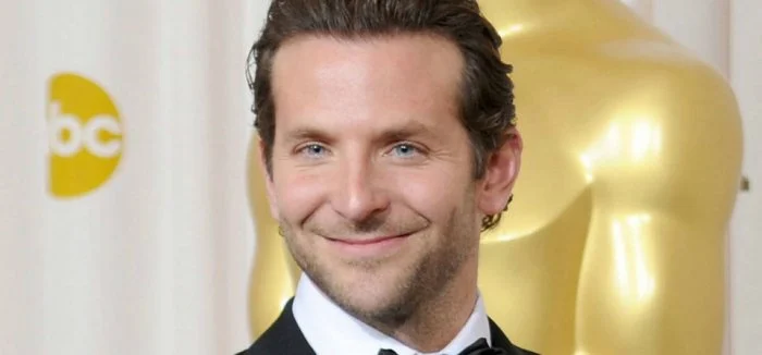Bradley Cooper će kolegicama glumicama reći kolika mu je plaća kako ne bi bile zakinute