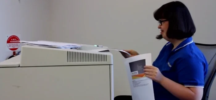 Žena koja ne može čitati ni pisati svoju je sreću pronašla u vlastitom biznisu uništavanja papira