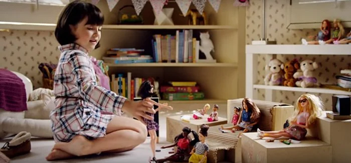 Barbie novom reklamom poručuje djevojčicama da mogu biti što god požele