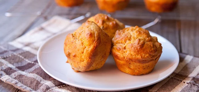 Pikantni muffini od Sana hummusa