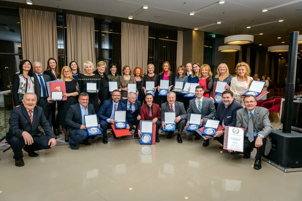 Dodijeljene nagrade i priznanja „STVARATELJI ZA STOLJEĆA“  u okviru Regionalnog summita poduzetnika „300 NAJBOLJIH“