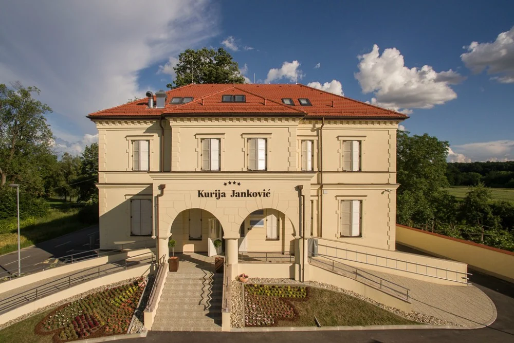 Kurija Janković – Heritage hotel u stoljetnoj kuriji pokraj Virovitice