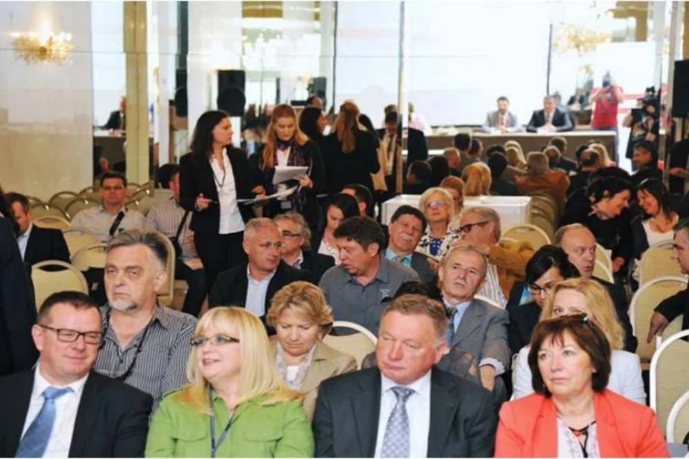 Saznajte kako uz pomoć nečije investicije širiti vlastito poslovanje na 3. Međunarodnom sajmu franšiza, konzultantskih i financijskih usluga