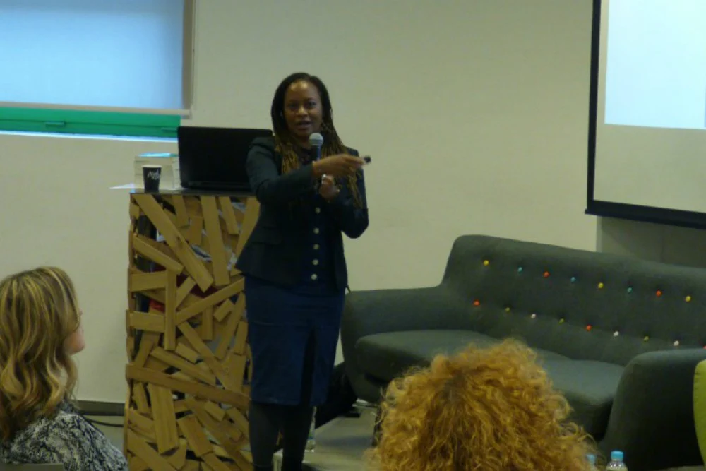 Tracy Gray na konferenciji Women Invest poručila ženama „We are enough“