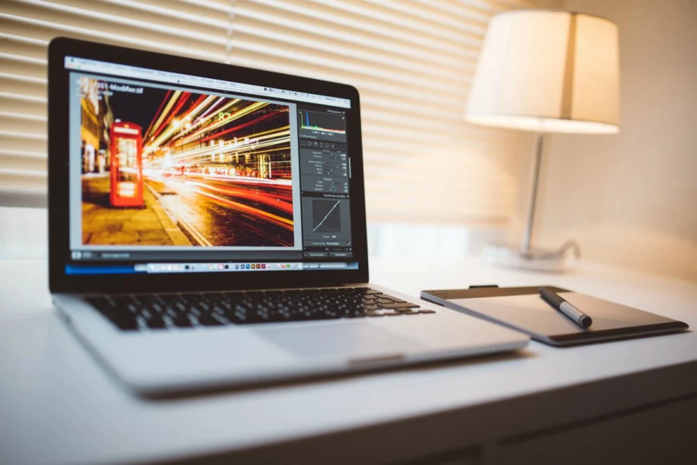 Sedam najboljih alata za pronalaženje i kreiranje fotografija za vaš internetski sadržaj