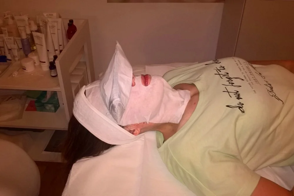 Prva WiA članica krenula s makeoverom lica u Ageness Beauty Institutu: Pogledajte kako to izgleda nakon samo tri tretmana!