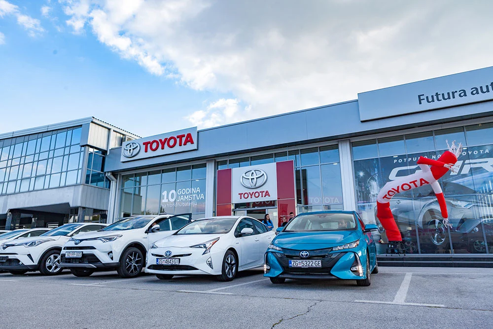 Toyota proslavila 20. rođendan hibridne tehnologije