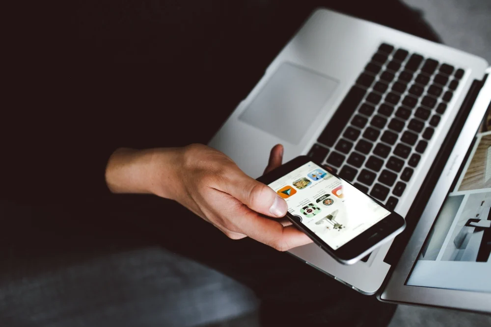 Savladaj osnove digitalnog marketinga i osiguraj kvalitetan razvoj karijere