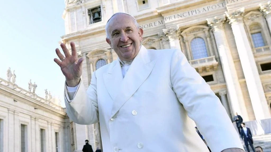 Papa Franjo imenovao prvu ženu na diplomatsku dužnost u Vatikanu