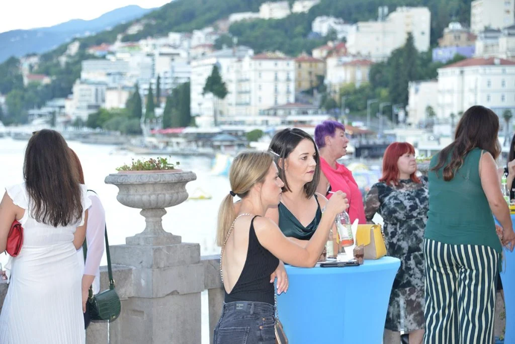 Naš prvi ljetni party u Opatiji okupio brojne članice i druge goste uz bogati program!