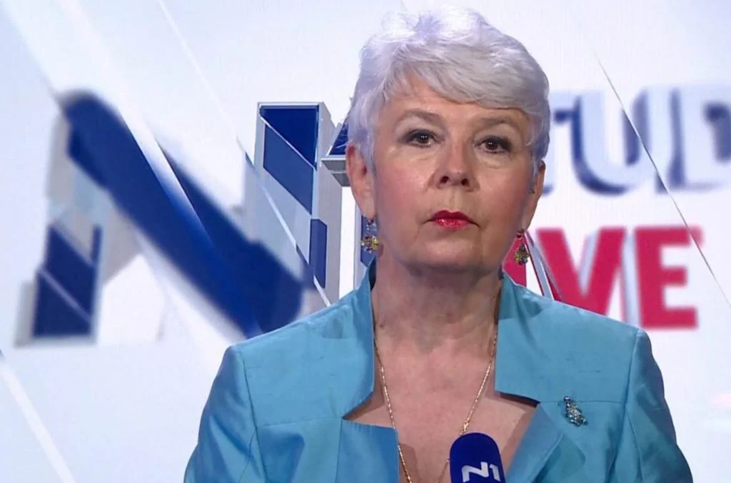 Moć nakita: Kako su modni dodaci uzdrmali javnost i poslali važne političke poruke?