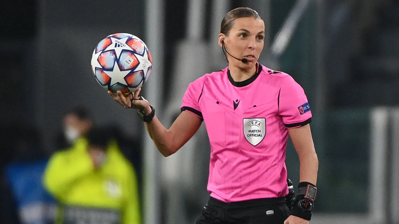 Stephanie Frappart postala prva sutkinja na muškoj utakmici Lige prvaka!