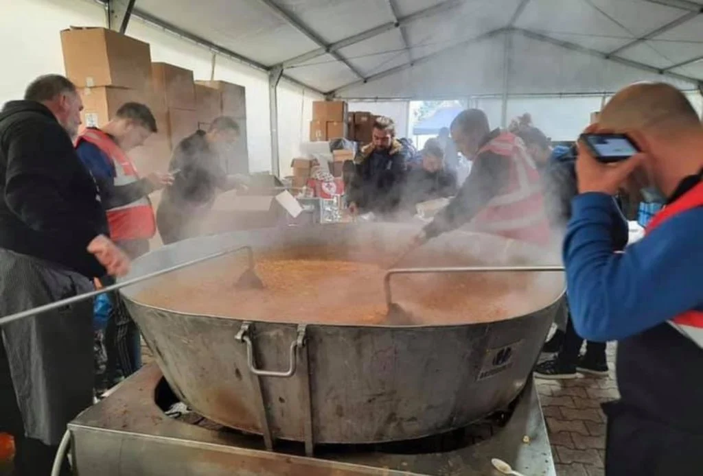 Junaci iz sjene: Ugostitelji i poduzetnici koji su pomagali u potresu pogođenim područjima!