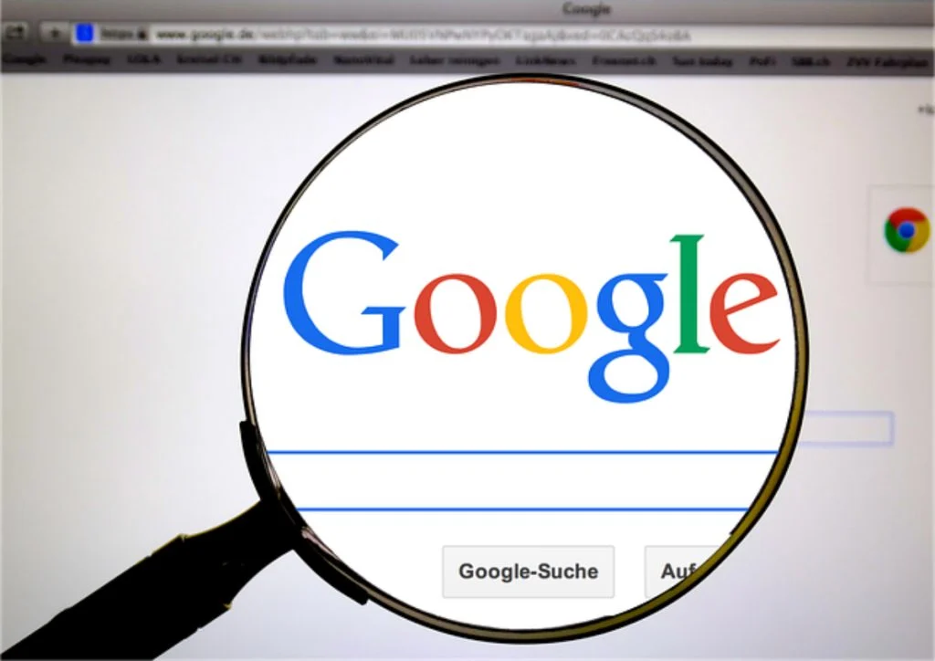 Kazna od 3,8 milijuna dolara čeka Google zbog diskriminacije u plaćama i pri zapošljavanju!