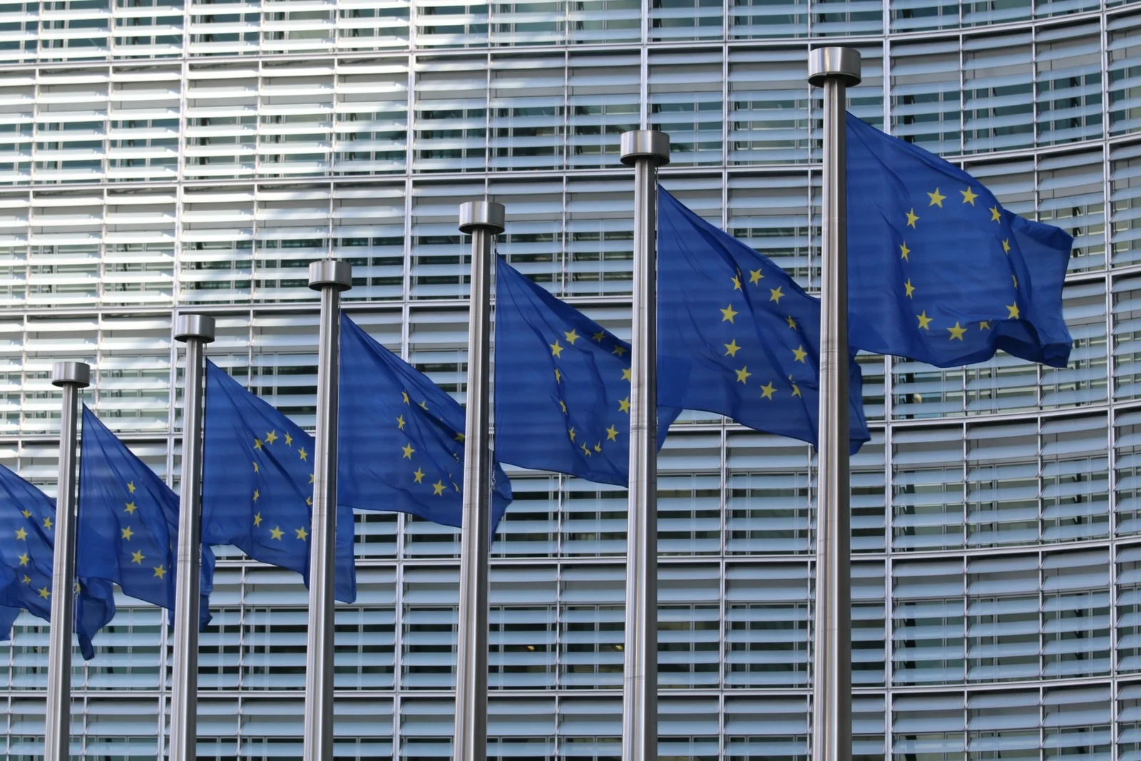 Poduzetnici: Većina sredstava iz EU fondova ide u javni sektor, a oporavak se krije u privatnom!