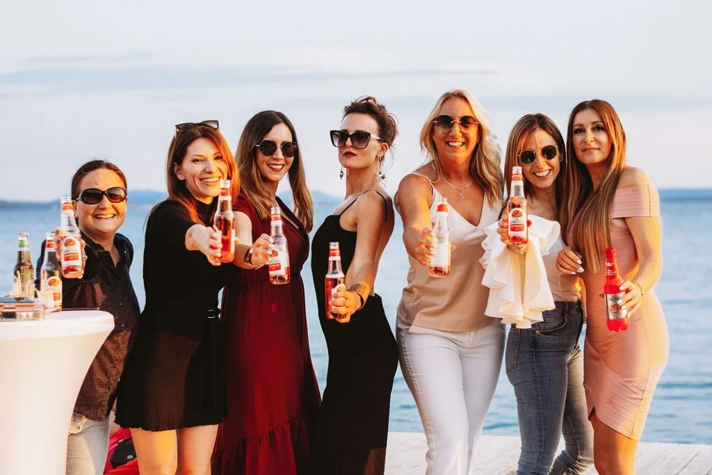 U Zadru održan prvi Women in Adria ljetni party powered by Somersby