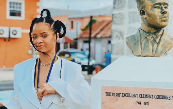 Barbados je postao samostalna država, a Rihanna njihova nacionalna junakinja!