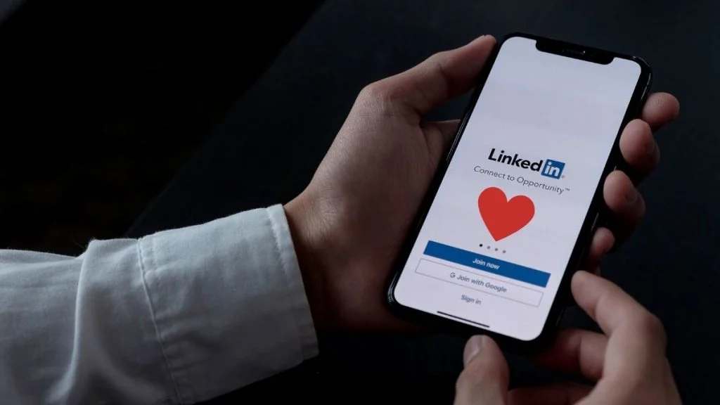 LinkedIn za pronalazak spoja? Uleti “poduzetnih” muškaraca na poslovnoj platformi