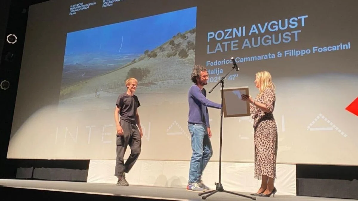 Na međunarodnom festivalu dokumentarnog filma Beldocs  najbolji međunarodni film je Pozni Avgust