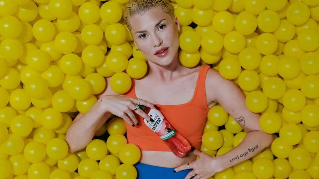 Izvor energije u jednoj bočici -Juicy Vitamin Water u dva okusa s dvije različite funkcije