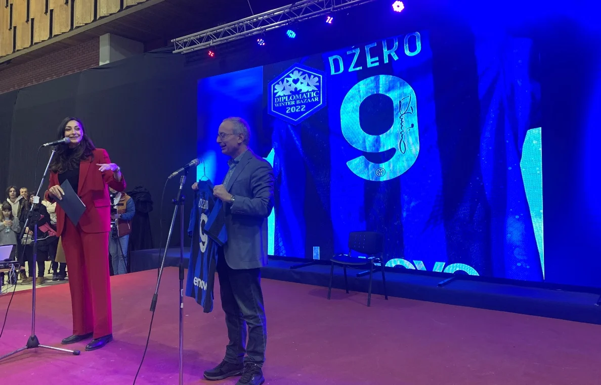 U Sarajevu održan humanitarni Diplomatski zimski bazar