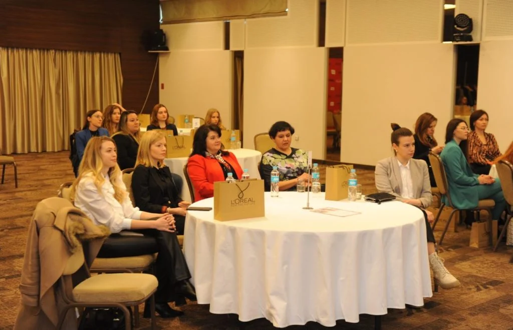 Zašto održavamo konferenciju za žene u znanosti i farma biznisu?