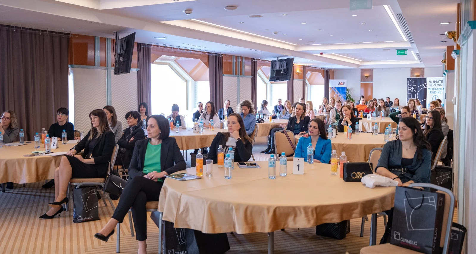 Na konferenciji “Žene u građevinarstvu, arhitekturi i povezanim industrijama” naučile smo da žene znaju – boksati