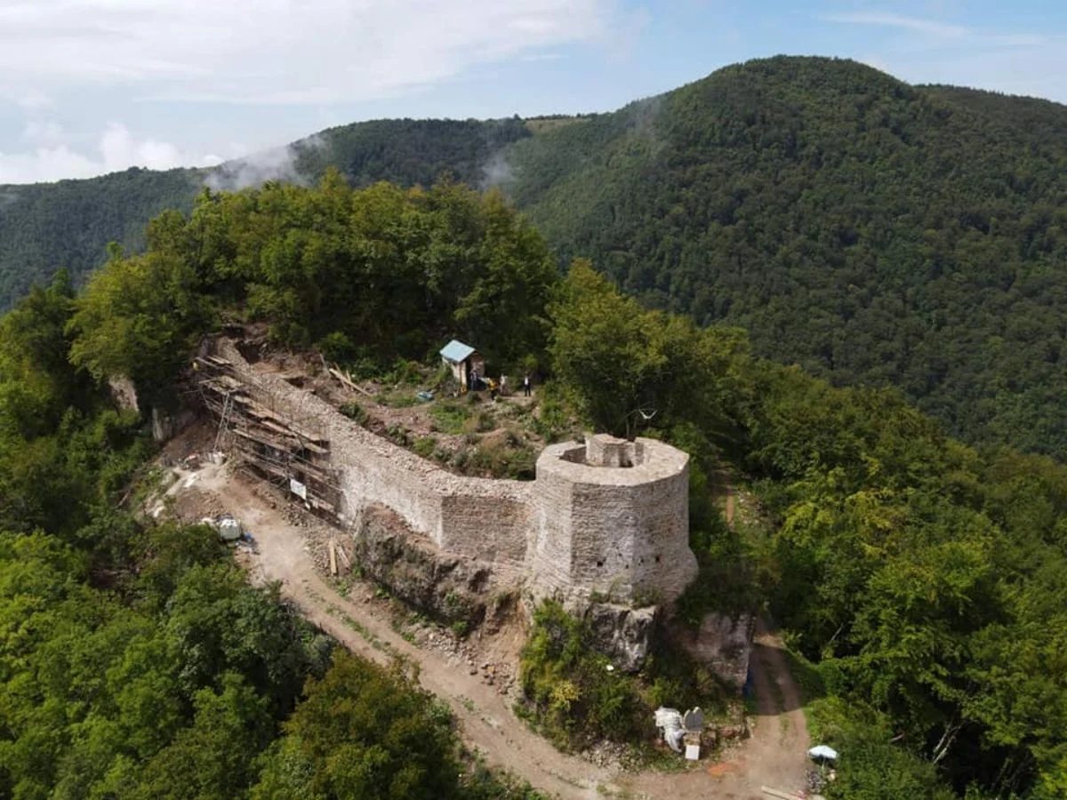 Otkrijte skriveni srednjovjekovni grad Dubrovnik kod Ilijaša