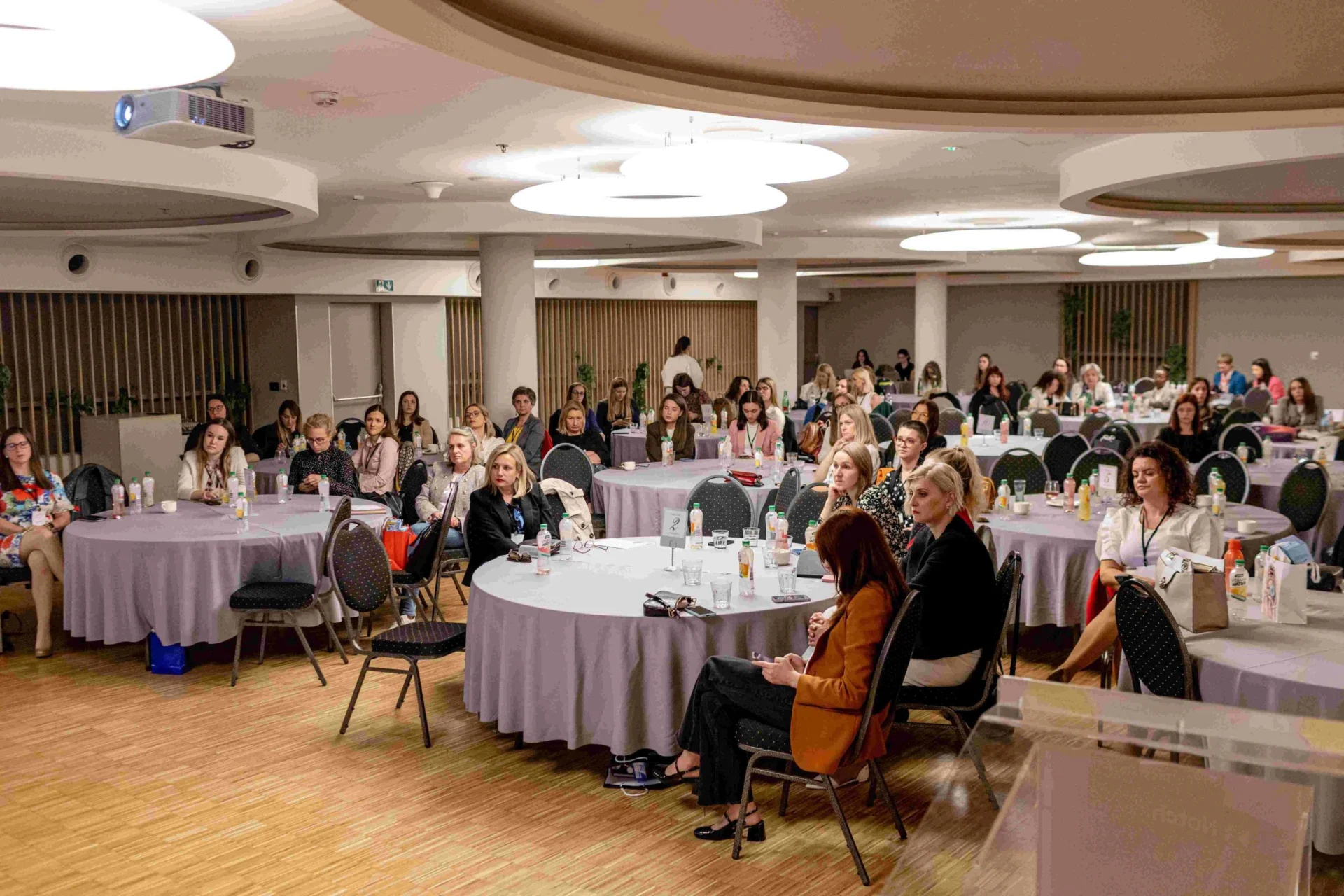 Konferencija za žene u IT-u: “Ne čekajte druge, vi uložite u sebe”
