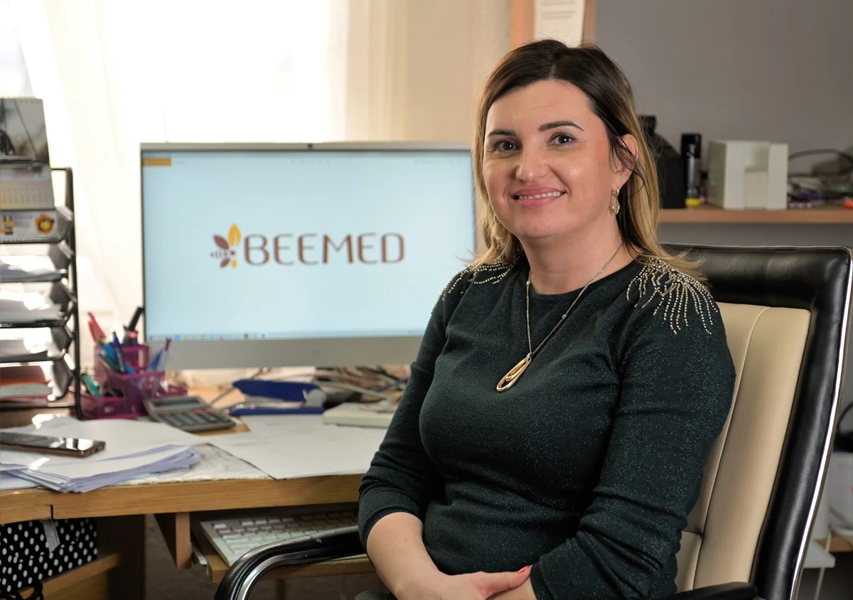 Amina Muharemagić obezbijedila nam je domaći med – Beemed