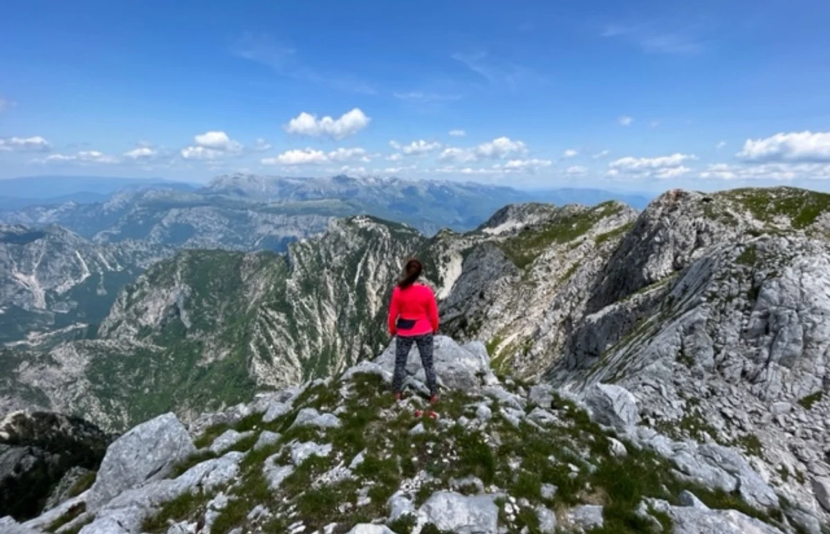 Kako sigurno planinariti i izbjeći nesreće na planinarenju?