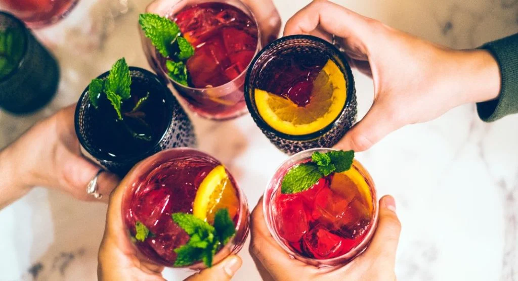 Sangria u kojoj će vaši gosti na ljetnom druženju guštati! Evo recepta