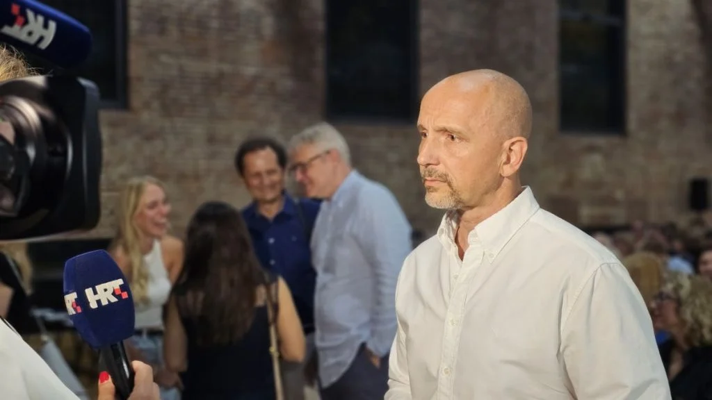Bile smo na promociji Depre. Stanković: ‘Odustanimo od savjeta: prošetaj i popij pivo – to ne pomaže’