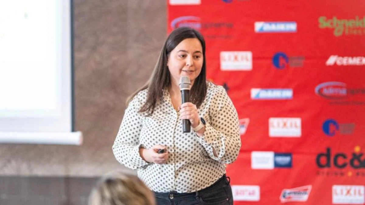 ‘Jedina žena na sastanku’ objasnila kako prilagoditi stil komunikacije da nas muški kolege shvate ozbiljno