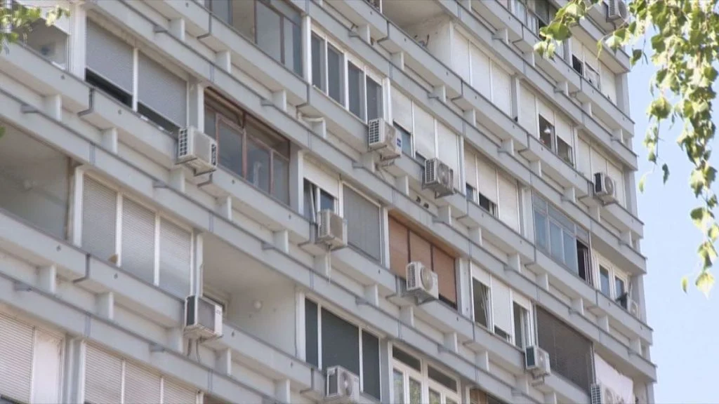 Stižu drakonske kazne zbog klima uređaja na pročeljima