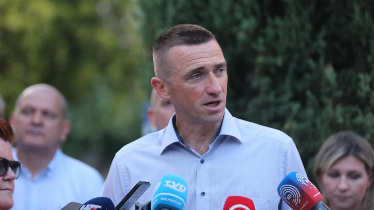 Neslužbeni raspad DP-a, ali Penava se ne da: ‘Stranka čvrsto stoji s dvije noge na zemlji’