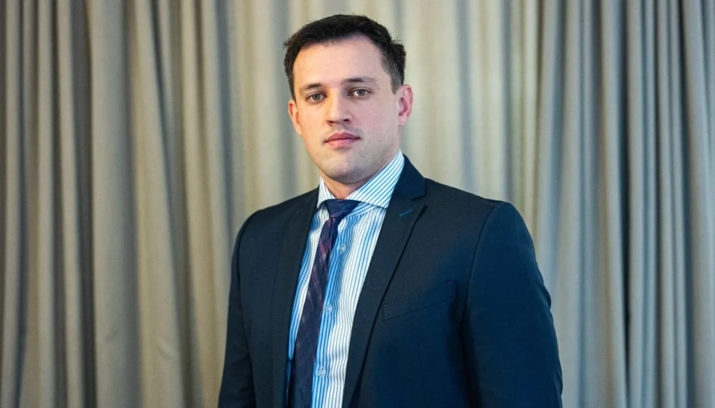 ivan laljak, Nama
