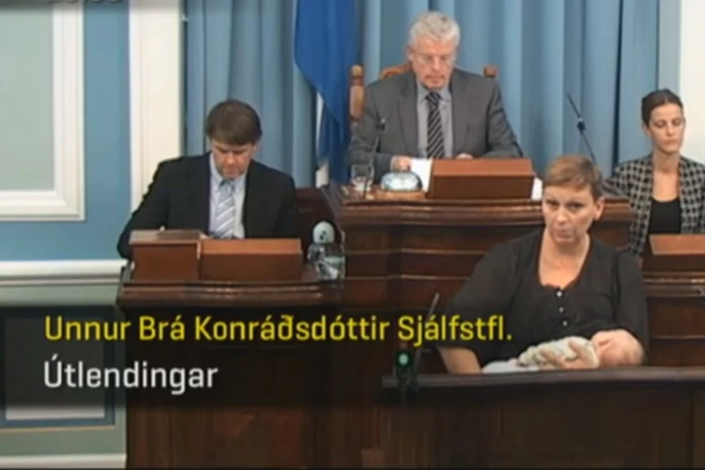 dojenje u Parlamentu
