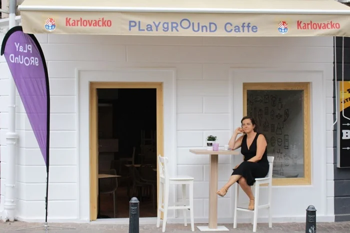 playground_cafe_3